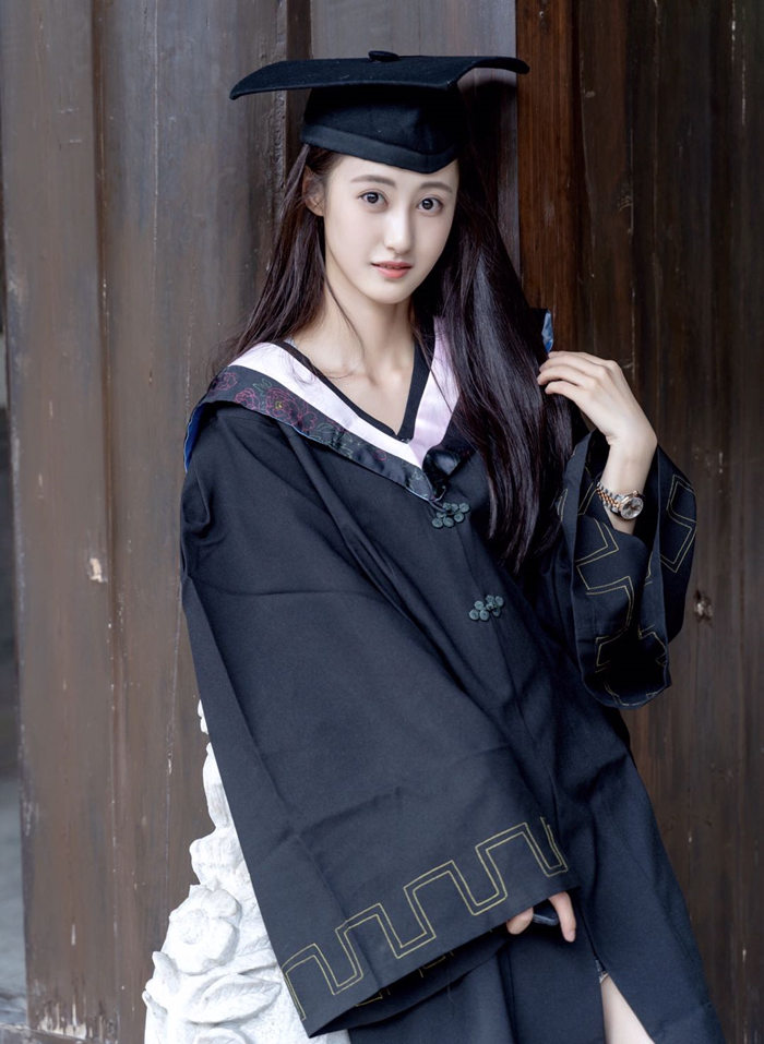 纽约外围女经纪人