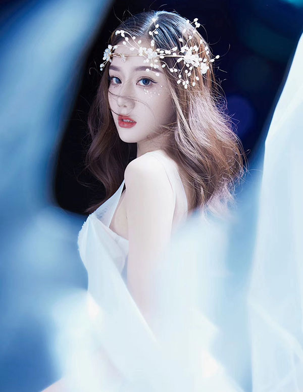 新加坡围经纪人微信